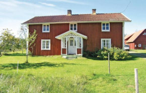 2 Bedroom Lovely Home In Bredaryd